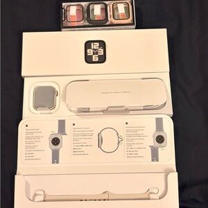 Apple Watch SE Gen 2 - Starlight